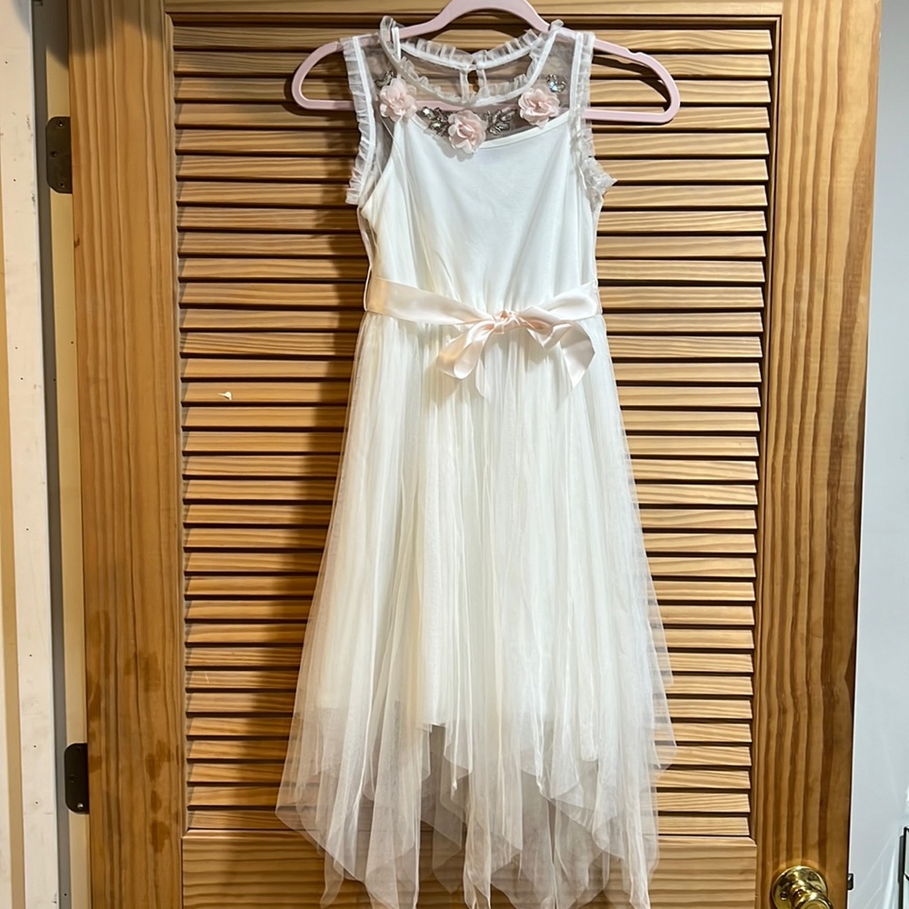 Girls beautiful Zunie dress size 10 . Only warn once